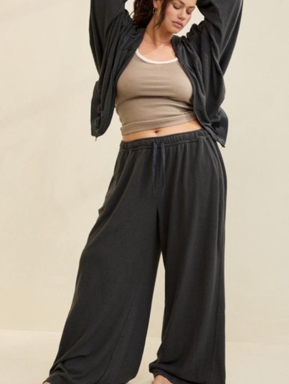 aerie Charcoal Grey Soft Life Wide-Leg Trousers, Size L ~ NWT